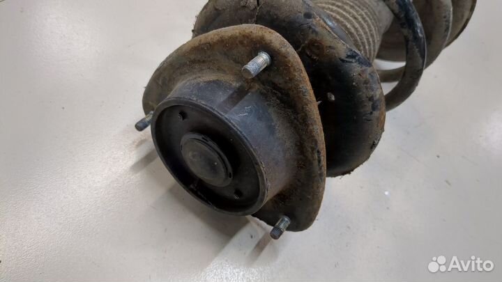 Амортизатор подвески правый передний Subaru Forester (S12)