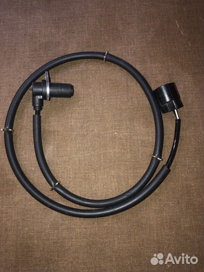 Датчик абс передний левый