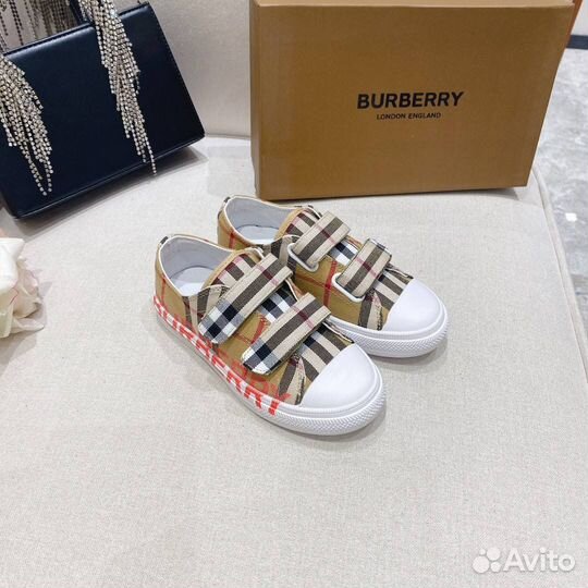 Детские кеды Burberry