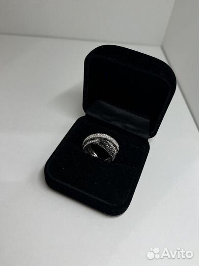 Серебряное кольцо