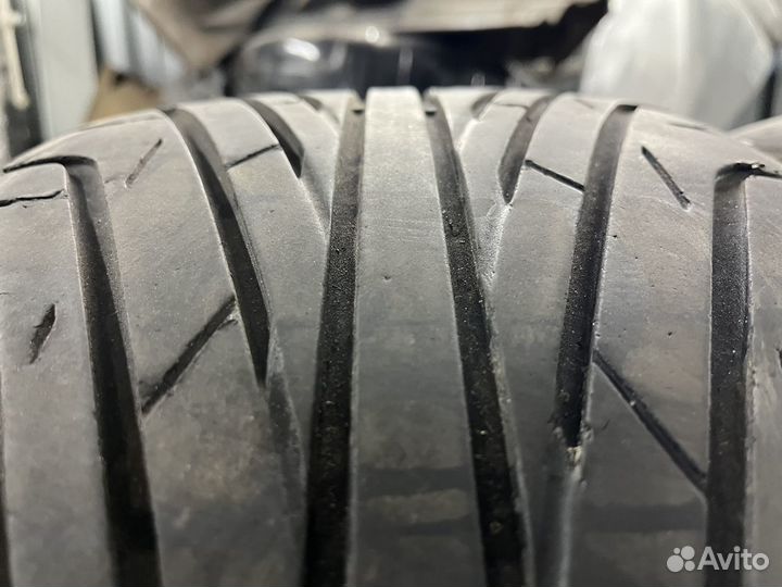 Triangle TR968 235/35 R19