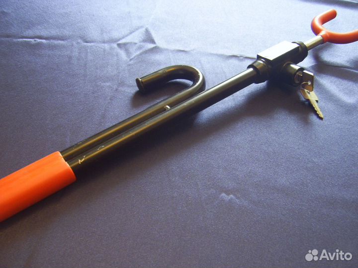 Противоугонное устройство. Блокиратор руля новый