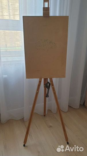 Мольберт художественный