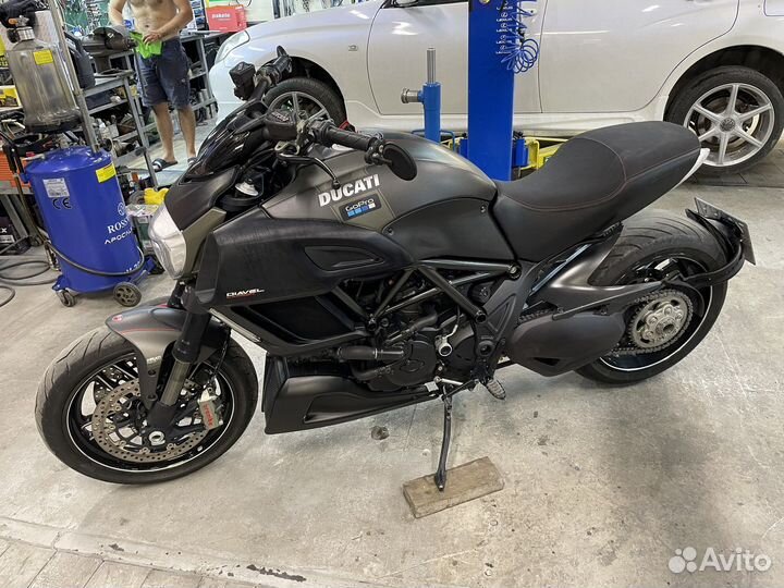 Ducati diavel carbon 2015