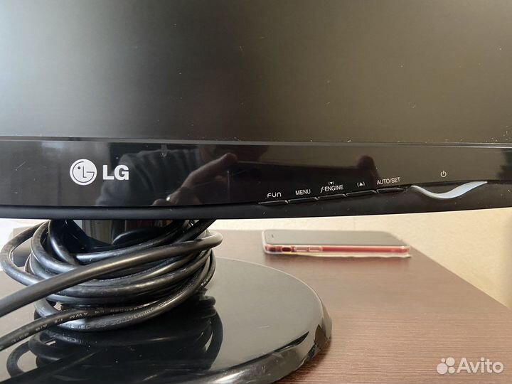 Монитор LG flatron W2043S-PF