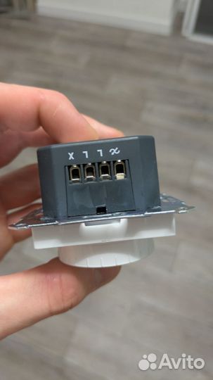 Светорегулятор (диммер) schneider electric