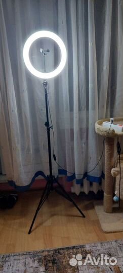 Кольцевая лампа со штативом 32 см