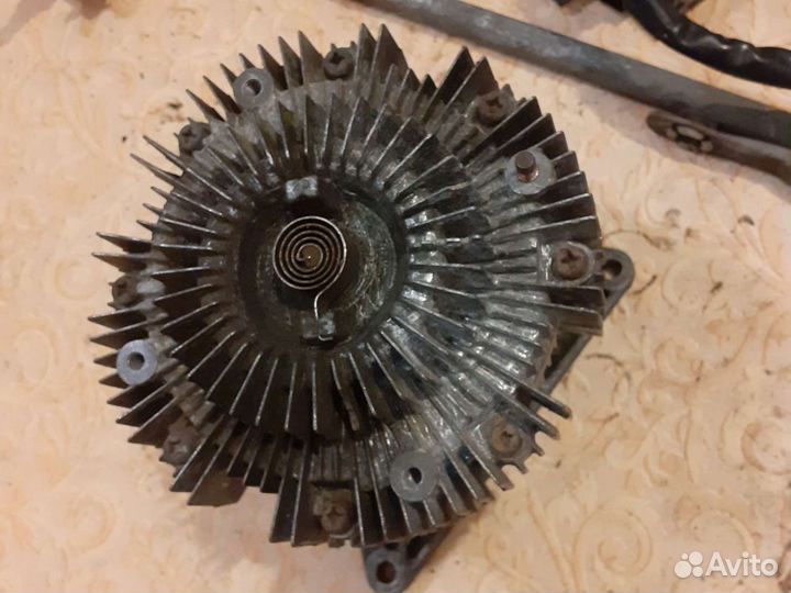 Опель Монтерей 1995г. кронштейн термомуфты