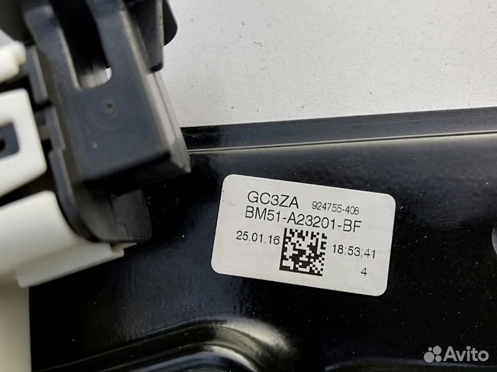 Стеклоподьемник передний правый Форд Фокус 3