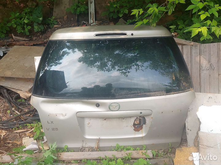 Стекло двери багажника Мазда MPV