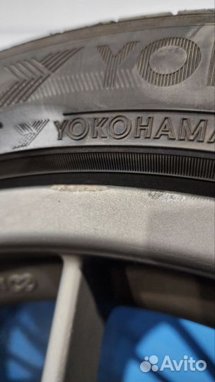 Yokohama Bluearth ES32 215/50 R17 95V