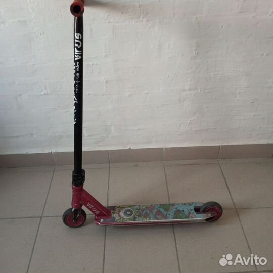 Самокат tech team virus