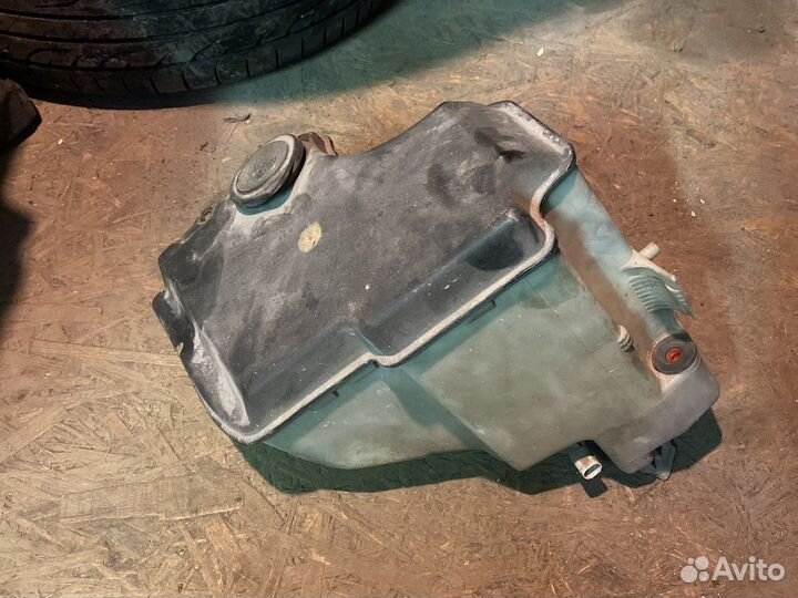 Бачек омывателя bmw e46