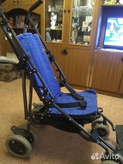 Коляска специализированая