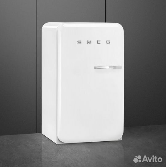 Холодильник smeg FAB10LWH6