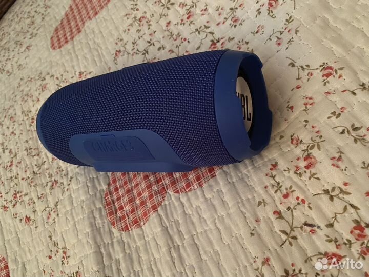 Колонка jbl charge 3