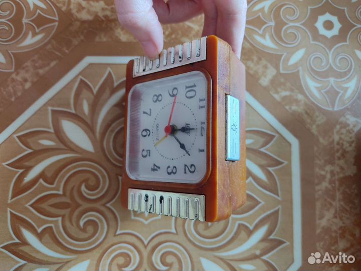 Часы настенные