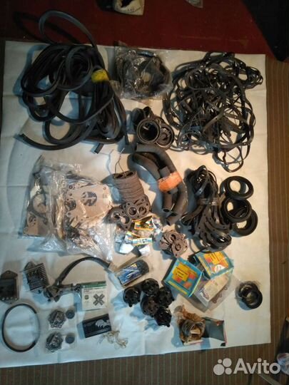 Запчасти на автомобиль москвич 412,408