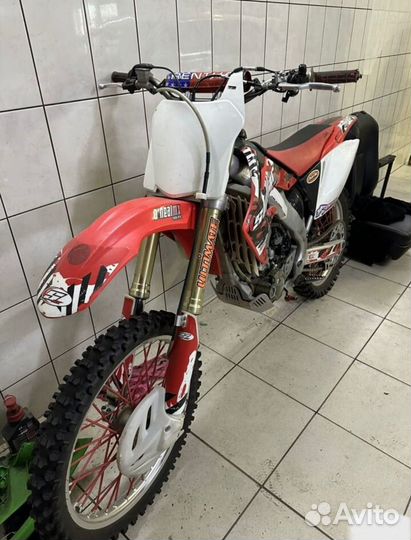 Продается хонда crf250r
