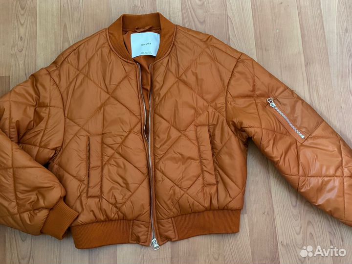 Куртка женская bershka