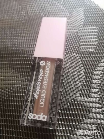 Тени для век