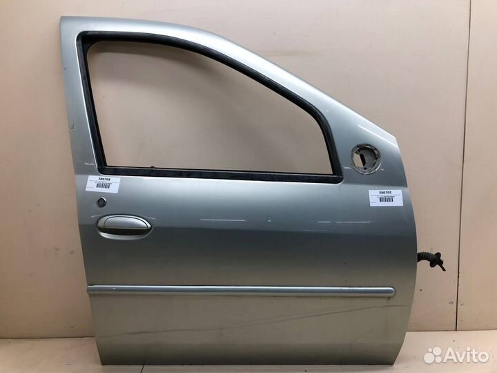 Дверь передняя правая Renault Logan
