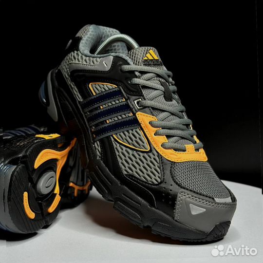 Кроссовки Adidas Response CL