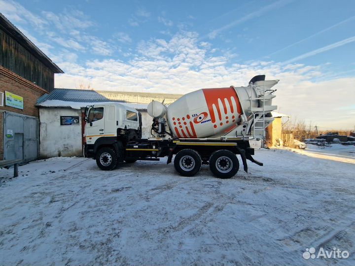 Бетоносмеситель hino700