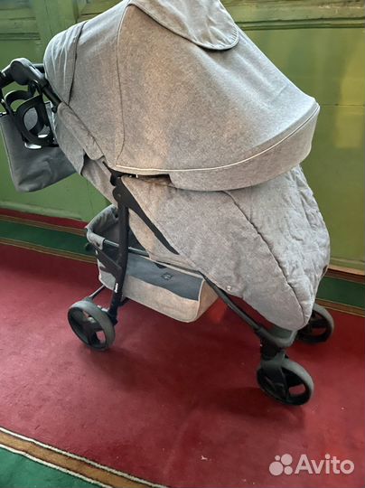 Прогулочная коляска capella