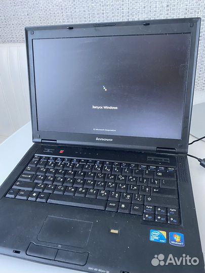 Ноутбук lenovo