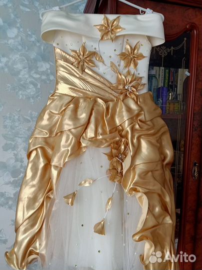 Продам платье