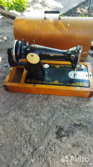 Ручная швейная машина бу