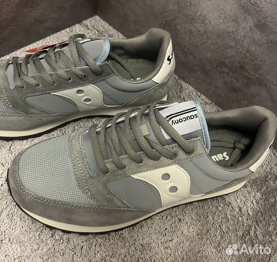 Кроссовки saucony