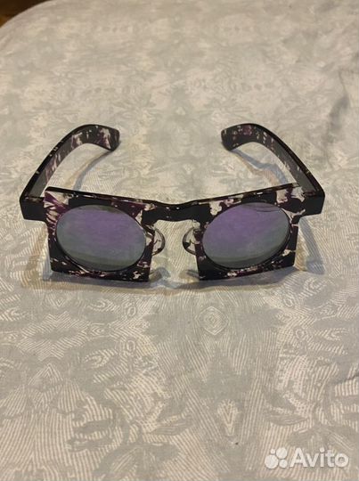 Солнцезащитные очки