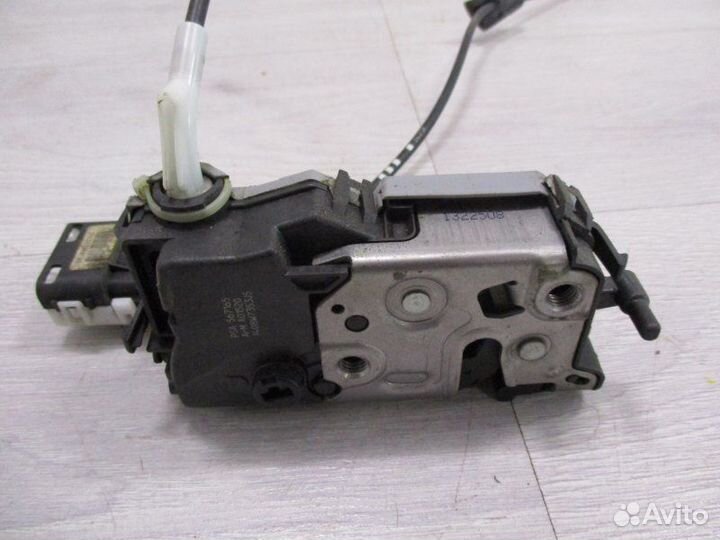 Замок двери задний левый Peugeot 308 Sw 1.6 2009