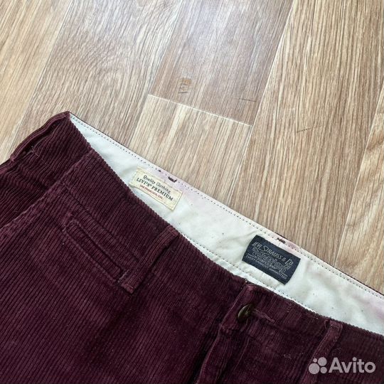 Levi's брюки вельветовые