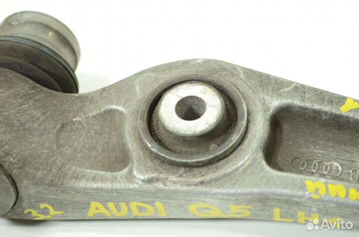 Рычаг передний левый Audi Q5 8R 3.2 2010