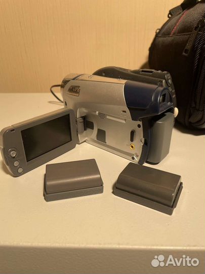 Видеокамера dvd Canon DC-310