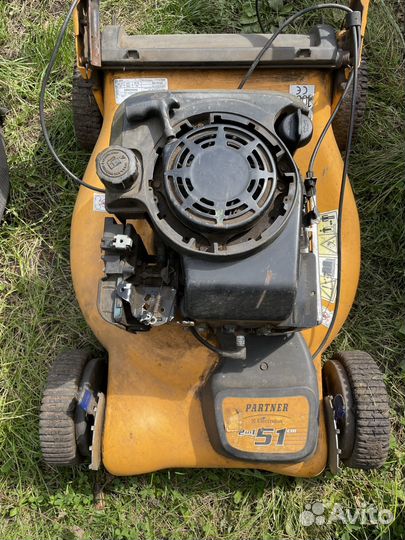 Газонокосилка бензиновая самоходная бу