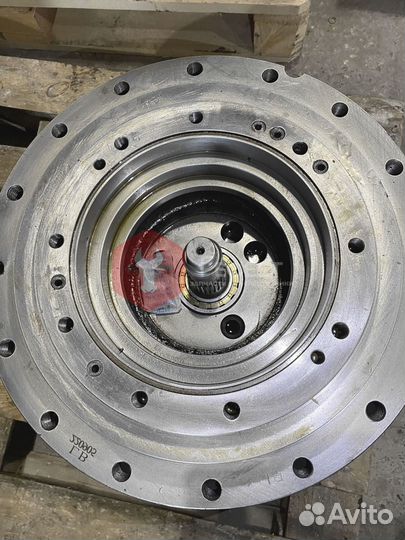 Бортовой редуктор EC140blcm SA8230-33470