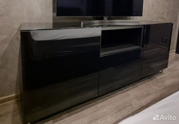 Тумба под телевизор Икеа Бесто