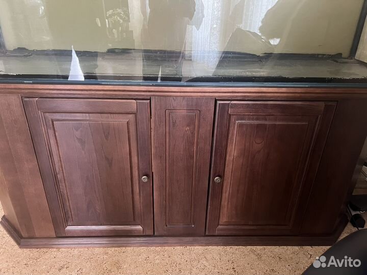 Аквариум с тумбой 600 литров