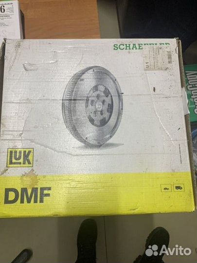 Двухмассовый маховик Nissan 123105X00A