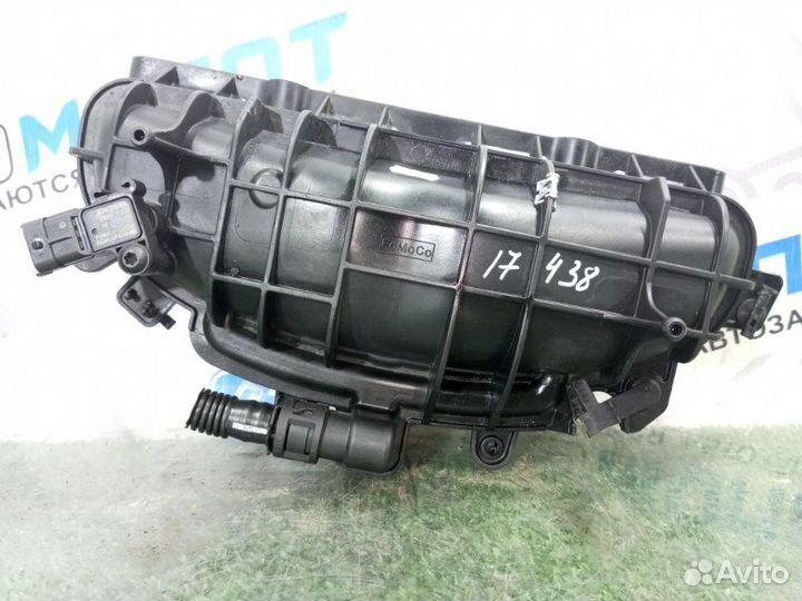 Коллектор впускной Volvo V40 MV B4164T