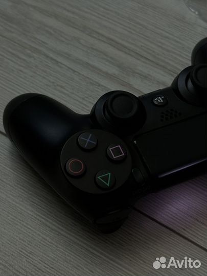 Джойстик на PS4 DualShock