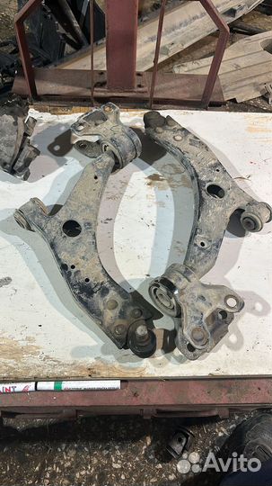Передние рычаги на Ford focus 3