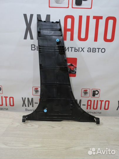 Обшивка стойки средняя правая Kia Rio 3