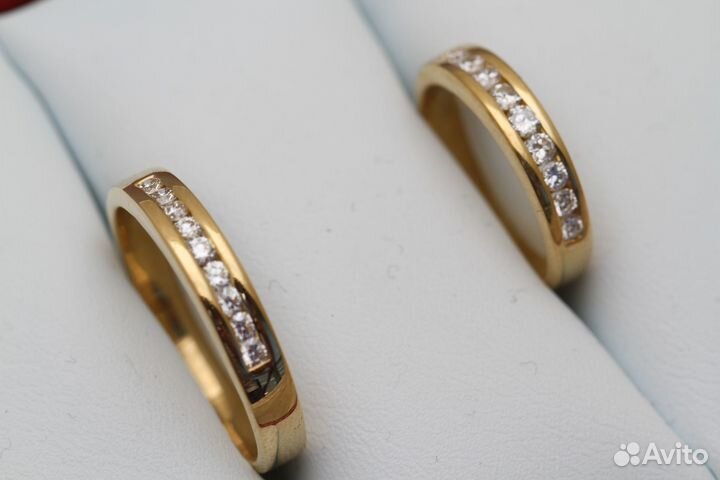 Пара Обручальных Колец с Бриллиантами 0.81ct