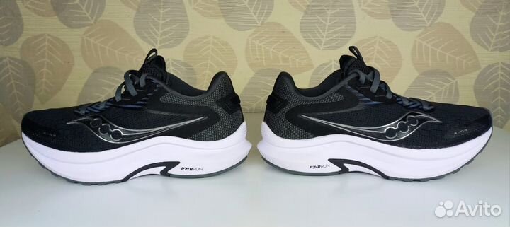 New кроссовки Saucony Axon(сша) р. 36-37 (24 см)