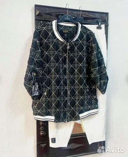 Бомбер kapяis